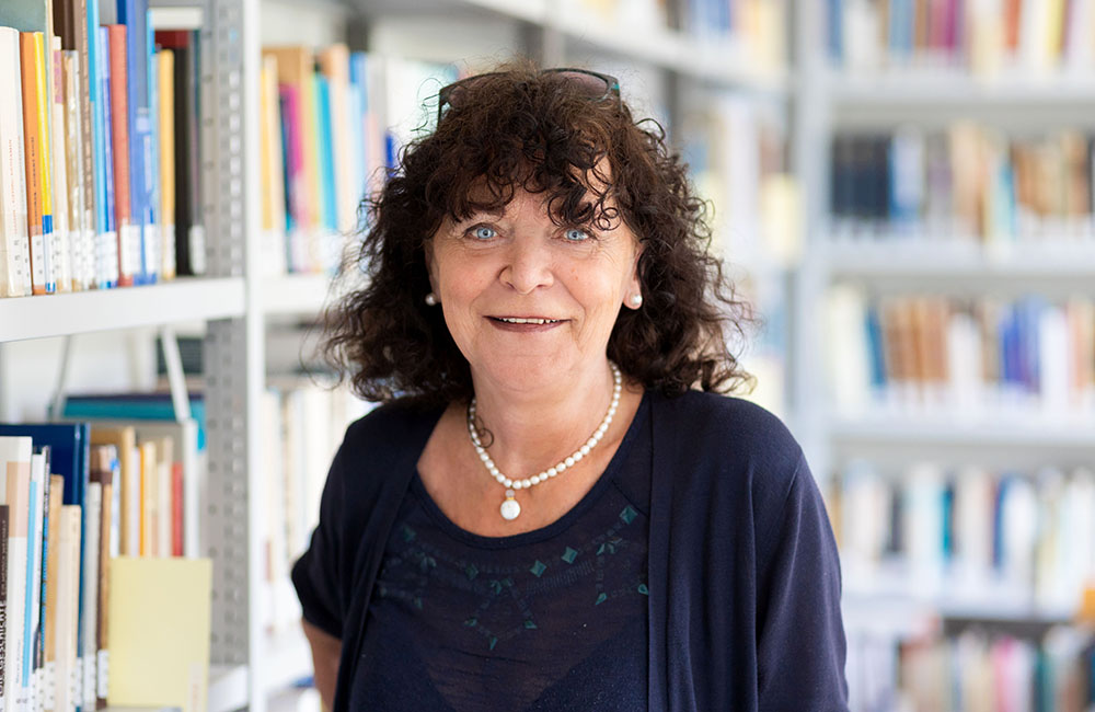 Prof. Dr. Eva Brinkschulte_Fotografin Sarah Kossmann_UMMD Prof. Dr. Eva Brinkschulte_Fotografin Sarah Kossmann_UMMD